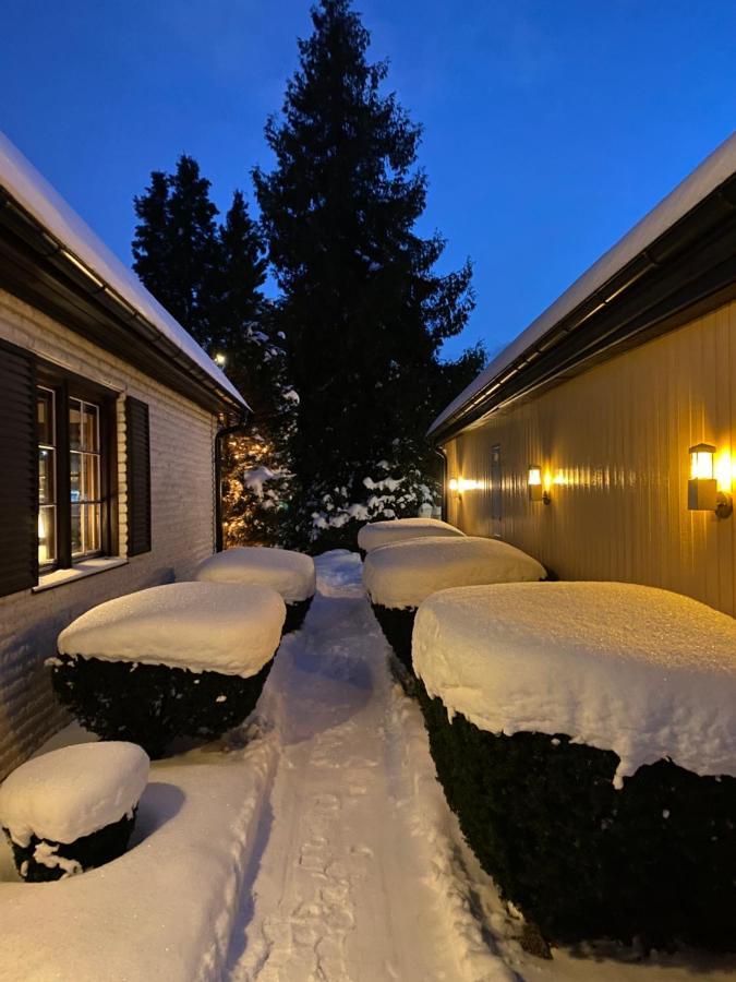 Anitas B&B Stockholm/Vaellingby Kültér fotó