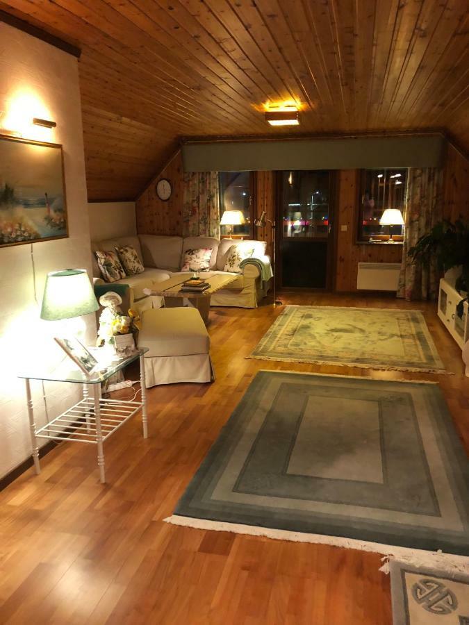 Anitas B&B Stockholm/Vaellingby Kültér fotó